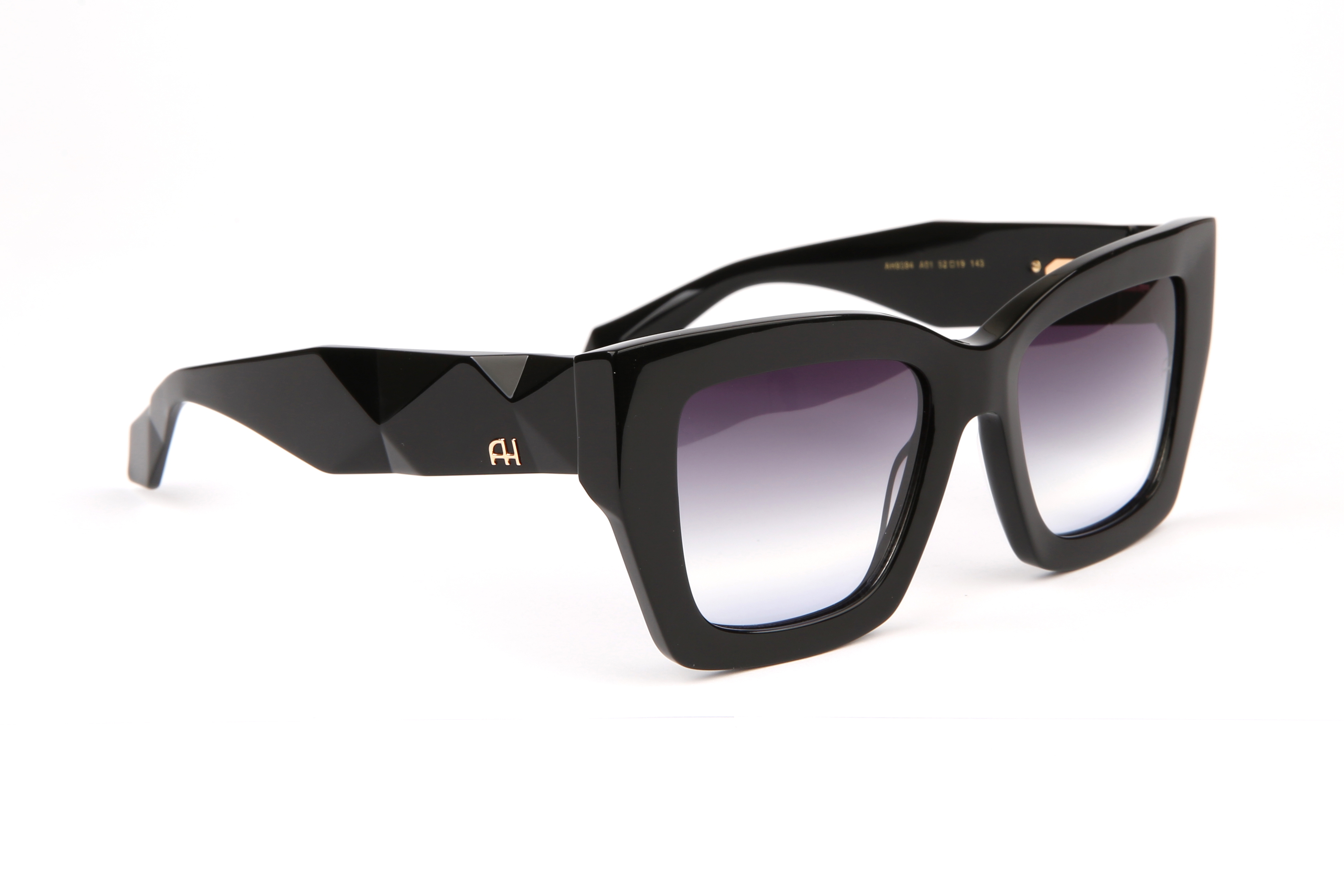 Okulary przeciwsłoneczne ANA HICKMAN AH9394 A01